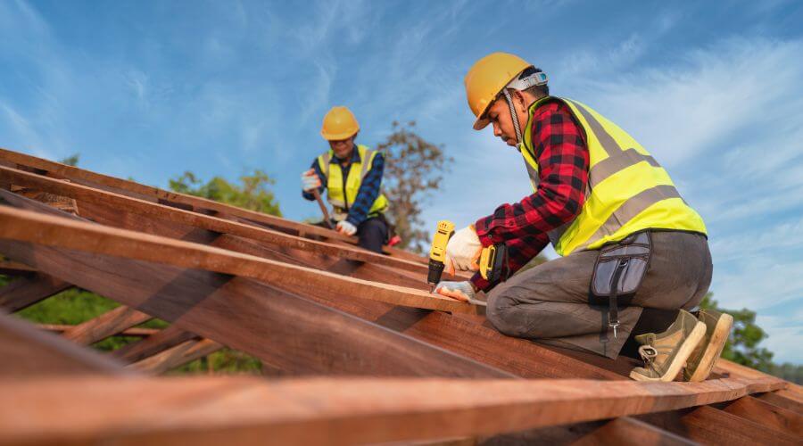 Professional gutter cleaning in Dwale, KY